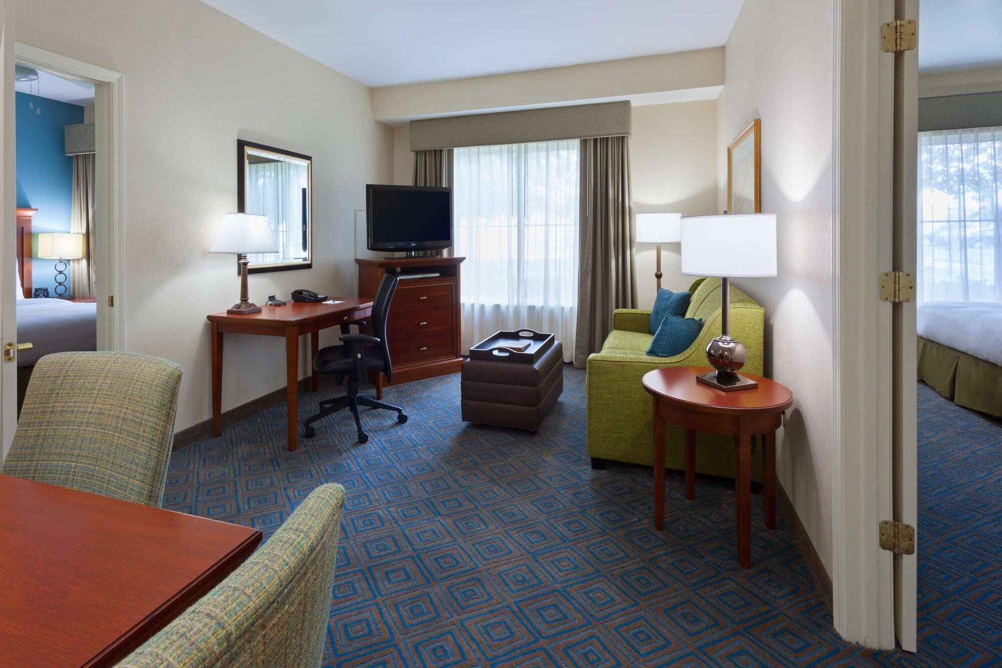 โฮมวูด สวีทบายฮิลตัน เกนสวิลล์โฮเต็ล Hotel เกนส์วิลล์ ภายนอก รูปภาพ