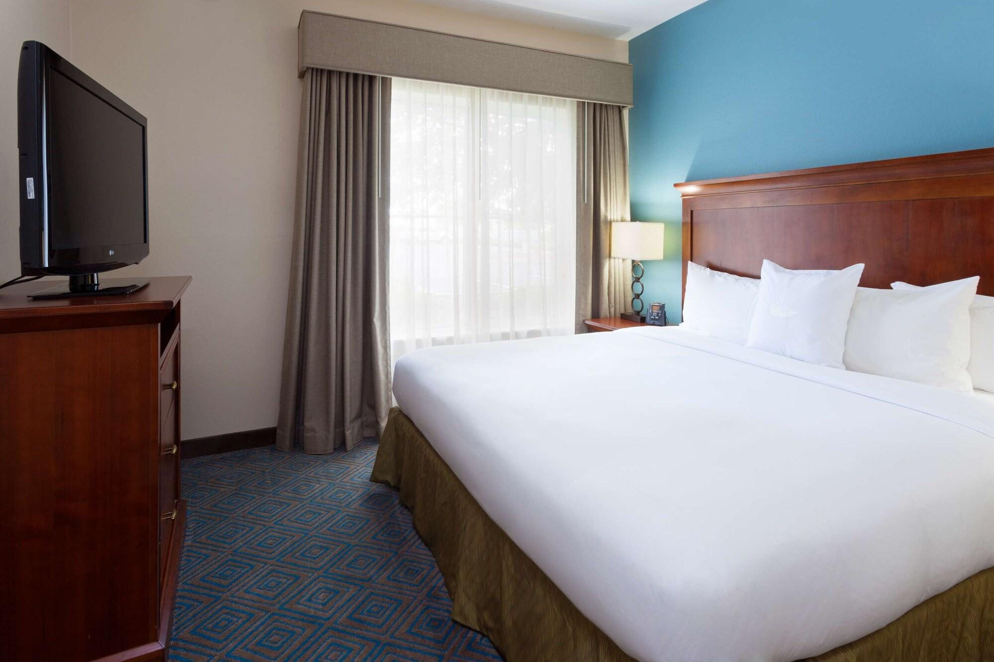 โฮมวูด สวีทบายฮิลตัน เกนสวิลล์โฮเต็ล Hotel เกนส์วิลล์ ภายนอก รูปภาพ