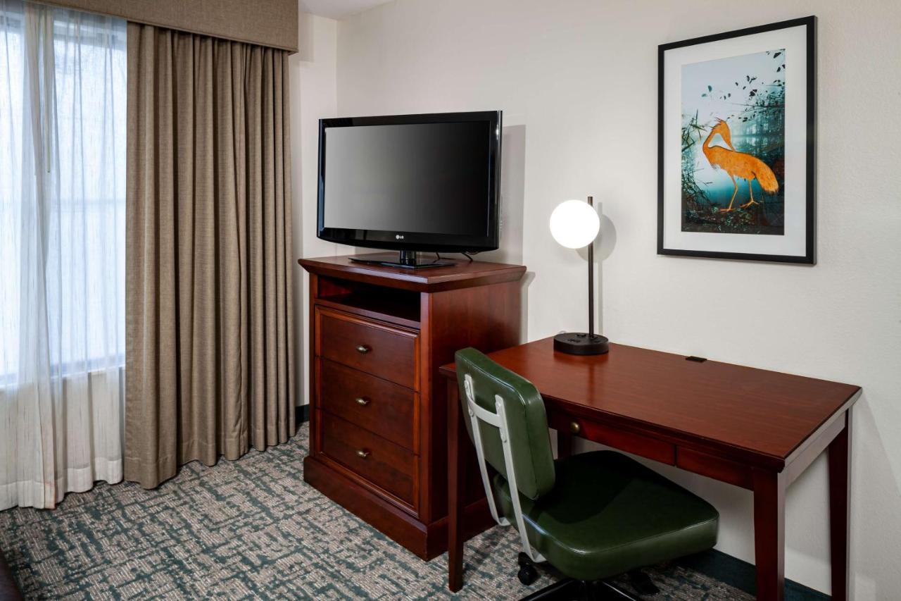 โฮมวูด สวีทบายฮิลตัน เกนสวิลล์โฮเต็ล Hotel เกนส์วิลล์ ภายนอก รูปภาพ